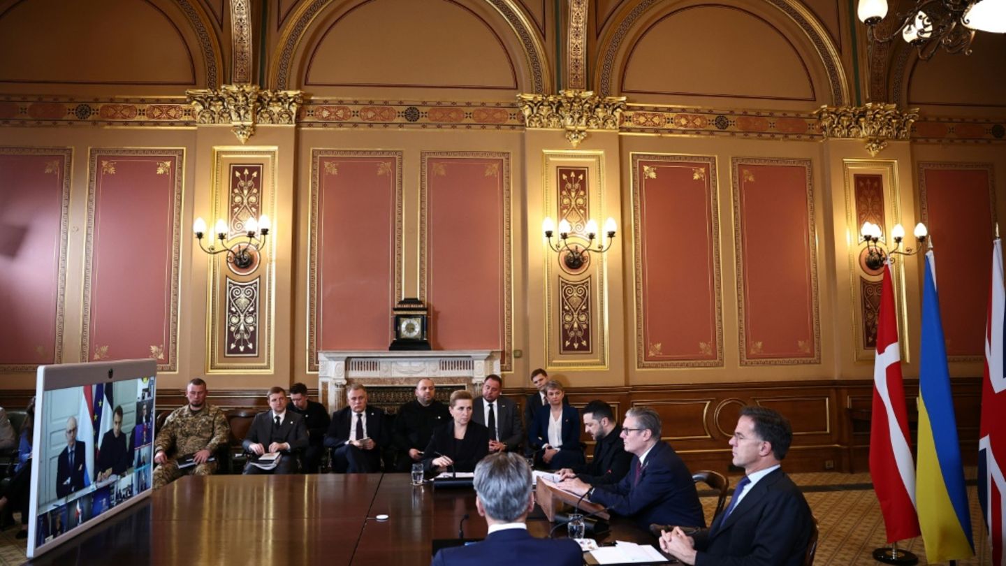 Treffen der Koalition der Willigen im hybriden Format im Oktober