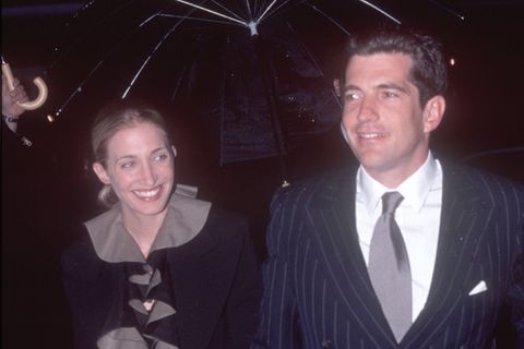John F. Kennedy Jr. und seine Frau Carolyn starben 1999 bei einem Flugzeugabsturz.