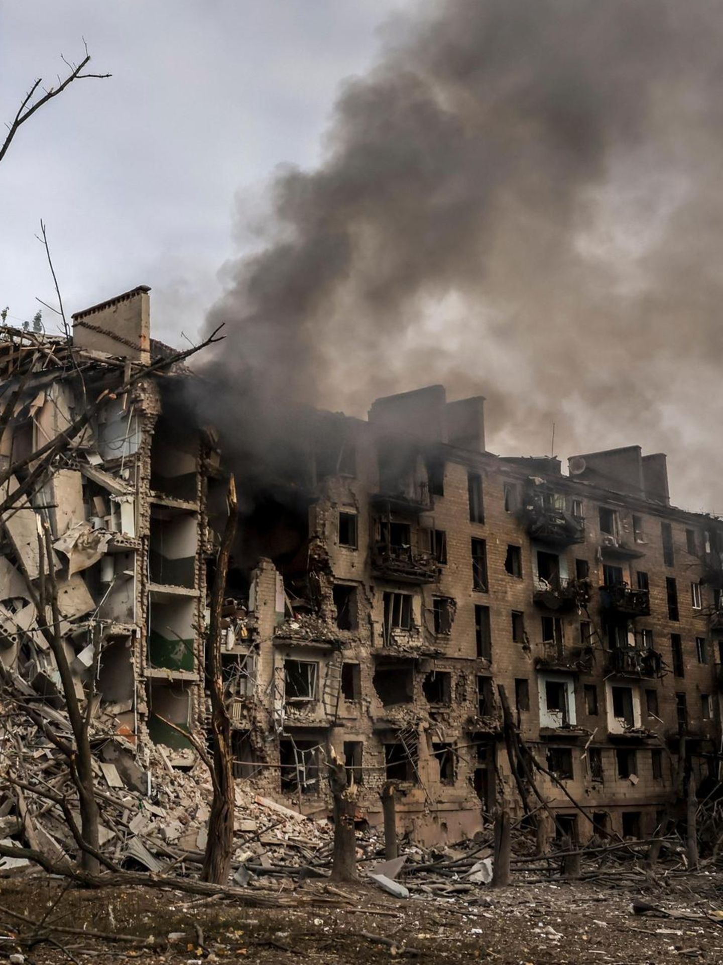 Putins Werk: ein zerstörtes Wohnhaus in der ostukrainischen Region Donezk