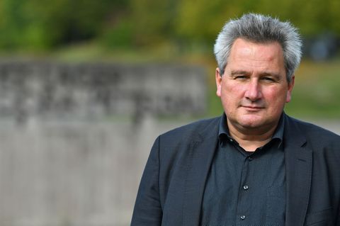 Der Historiker Jens-Christian Wagner bekommt das Bundesverdienstkreuz. (Archivbild) Foto: Martin Schutt/dpa