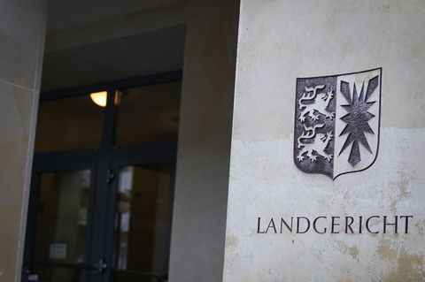 Neuer Prozess um tödlichen Messerstich bei Autofahrt in Kiel. (Archivbild) Foto: Christian Charisius/dpa