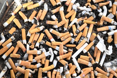 Nach Willen der Landesregierung soll künftig im Südwesten an weiteren Orten nicht mehr geraucht werden. (Archivbild) Foto: Bernd