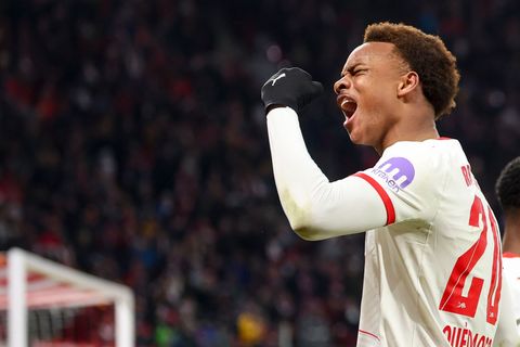 Assan Ouédraogo (RB Leipzig) jubelt nach dem Treffer zum 1:0 gegen Bremen. Nun fällt er verletzungsbedingt aus. Foto: Jan Woitas