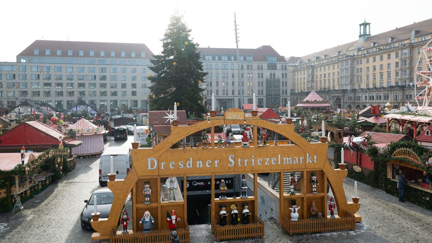 Massive Gusselemente sollen verhindern, dass Fahrzeuge unbefugt auf das Marktgelände fahren. Foto: Sebastian Kahnert/dpa