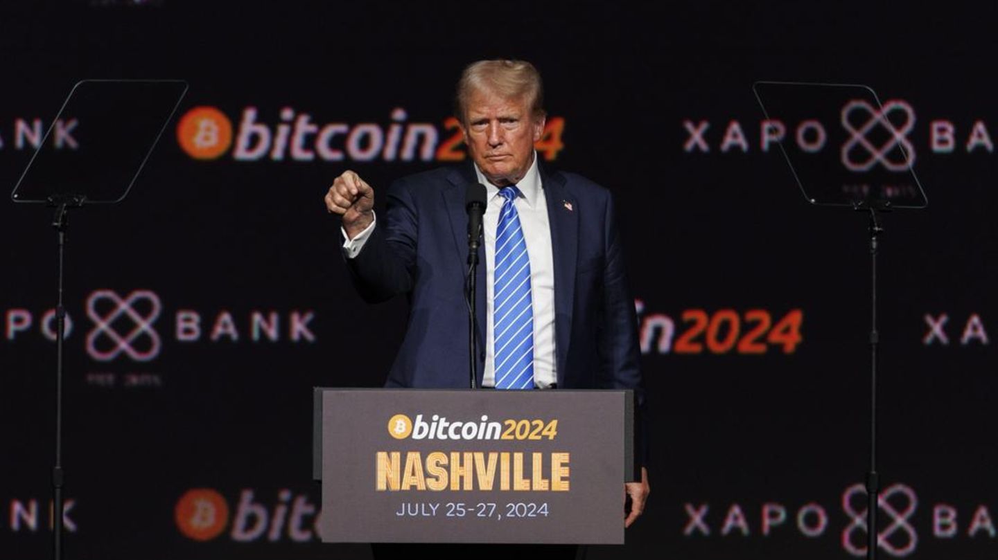 Donald Trump spricht bei einer Krypto-Konferenz in 2024