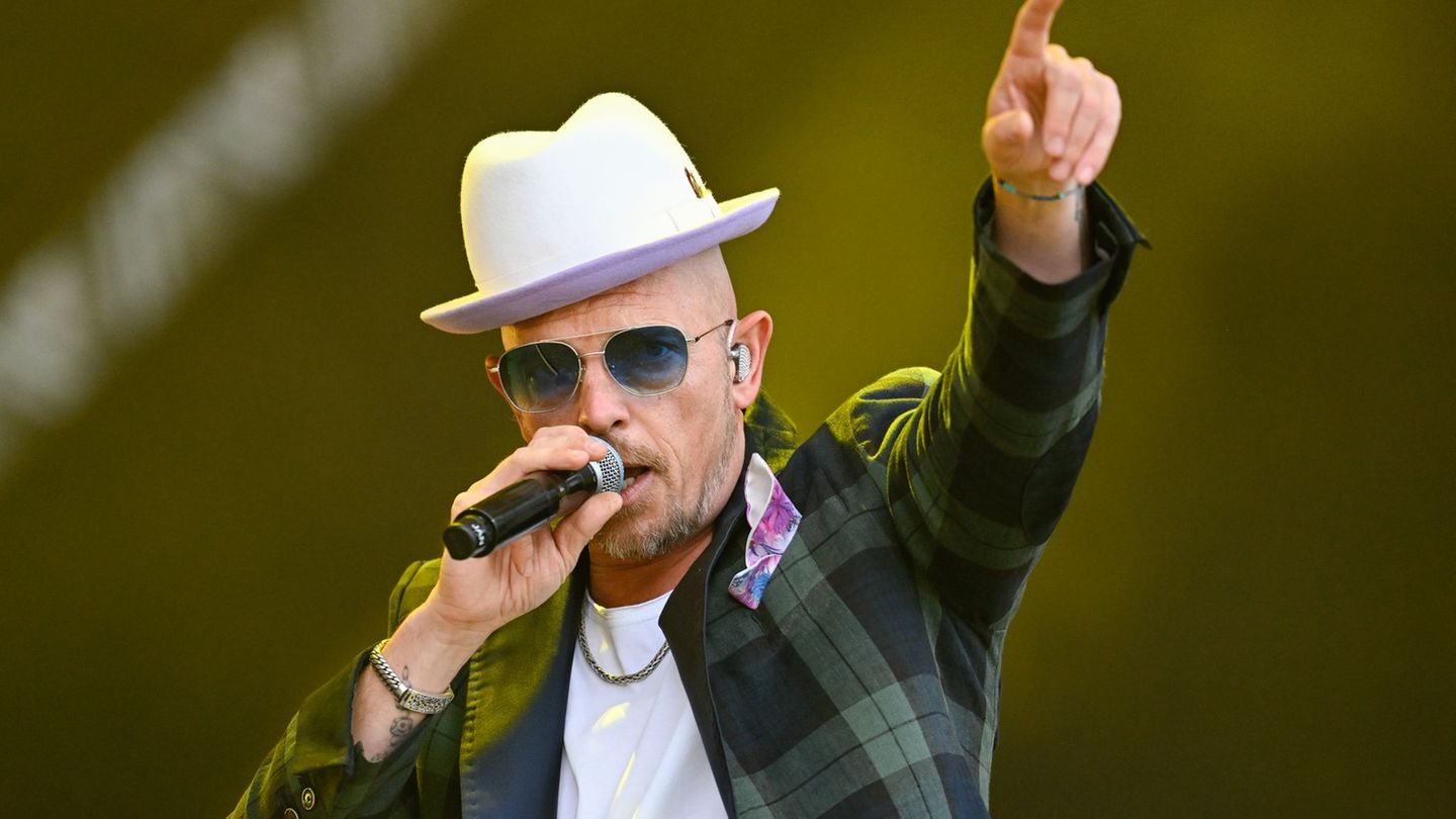 Der Sänger Jan Delay wurde zum „Hutträger des Jahres 2025“ gewählt. (Archivfoto) Foto: Uwe Anspach/dpa