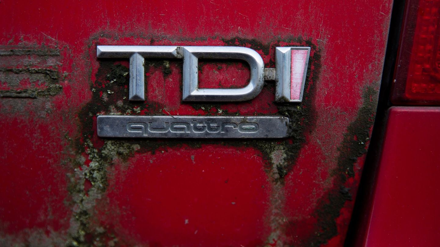 Der Audi-Dieselskandal hat für vier ehemalige Mitarbeiter - darunter Vorstände - ein juristisches Nachspiel. (Archivbild) Foto: