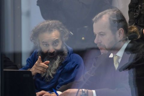 Der angeklagte Taleb al-Abdulmohsen meldet sich im Strafprozess immer wieder zu Wort. Foto: Klaus-Dietmar Gabbert/dpa