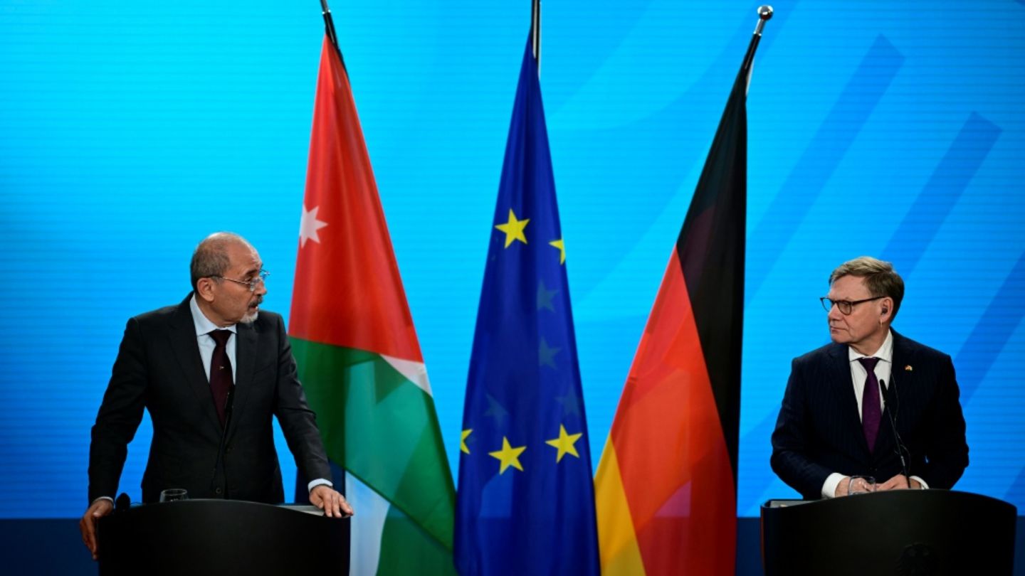 Ajman Safadi (L) und Johann Wadephul (R)