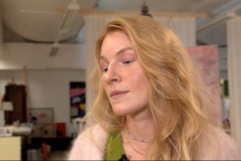 Marleen Maxeiner schaut fassungslos zu Boden.