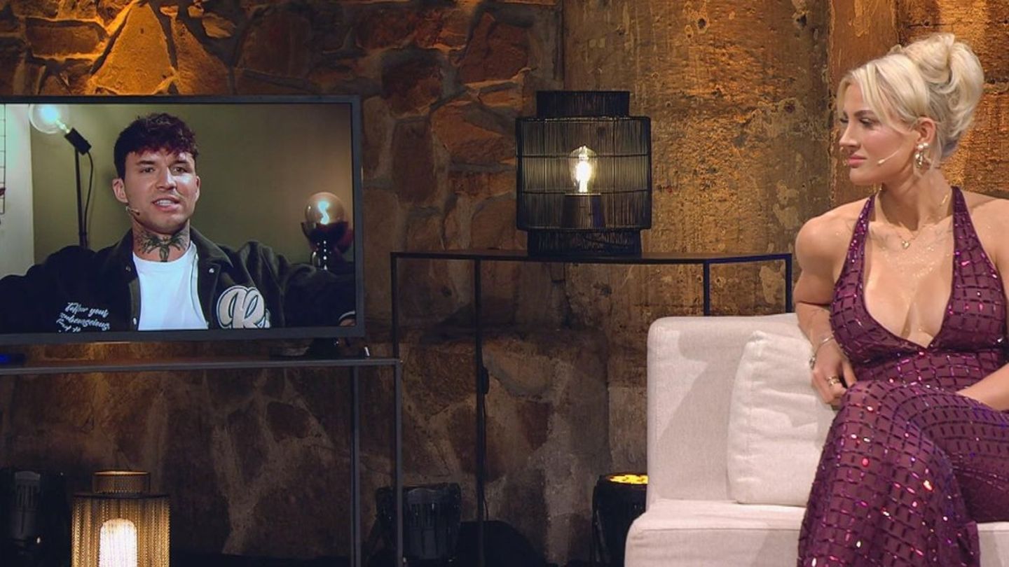 Micha und Edda sind beim Wiedersehen von "Das Sommerhaus der Stars" auch räumlich getrennt.