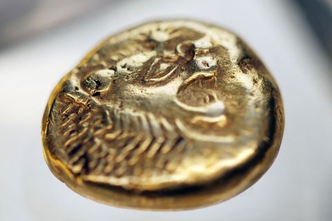 Geld konnte nicht nur zur Zeit Alexanders des Großen Imperien begründen, sie aber auch vernichten.