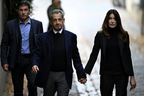 Nicolas Sarkozy und seine Frau Carla Bruni