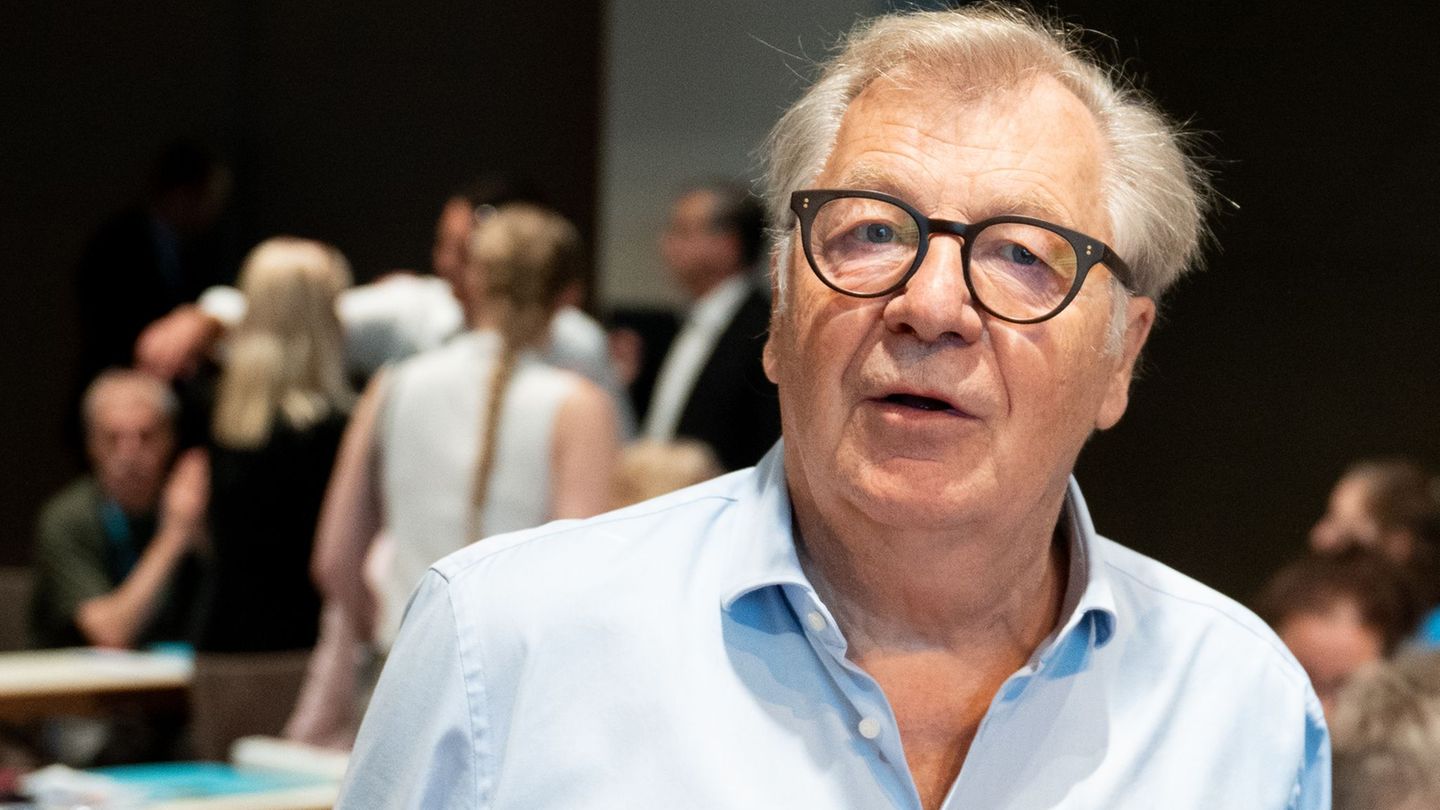 Die Berliner CDU hat ihren Preis für sozialen Zusammenhalt nach dem ehemaligen Regierenden Bürgermeister Eberhard Diepgen benann