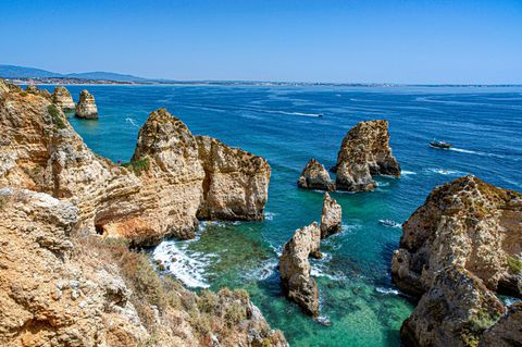 Lagos als Reiseziel: Türkisblaues Wasser weit und breit