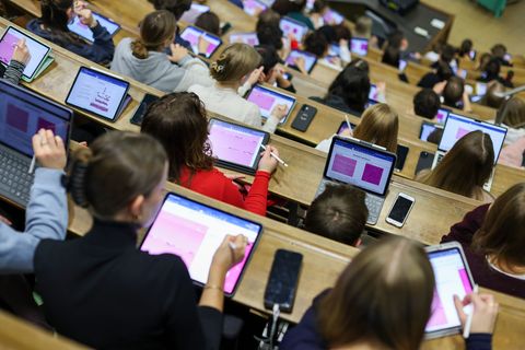 Zum Wintersemester haben sich an den Hochschulen in Sachsen-Anhalt 9.329 Studierende neu eingeschrieben. (Archivbild) Foto: Jan