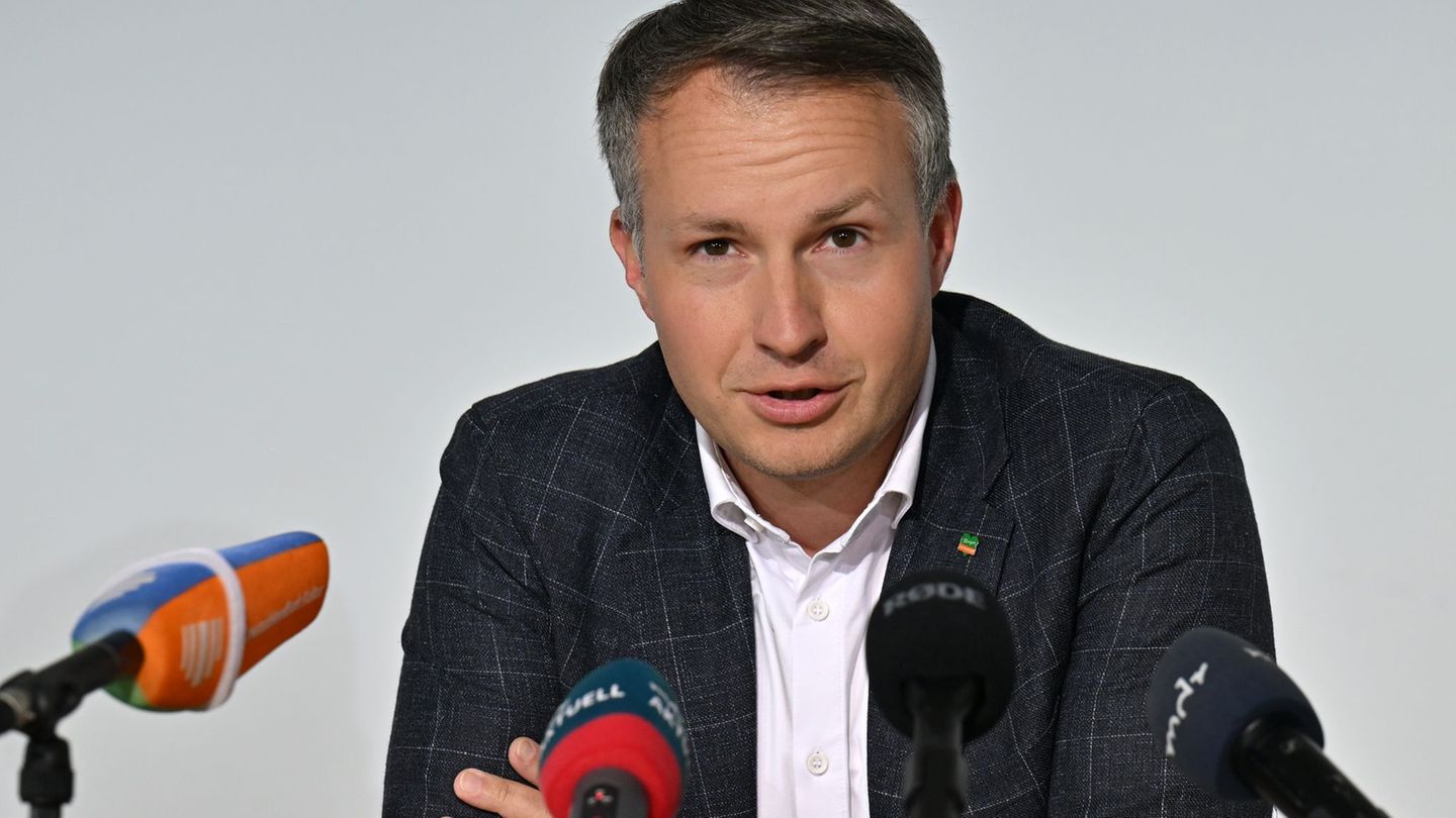 Thüringens CDU-Fraktionschef Andreas Bühl hat eine Sondersitzung des Landtags zum Thema Bürokratieabbau angekündigt. (Archivbild