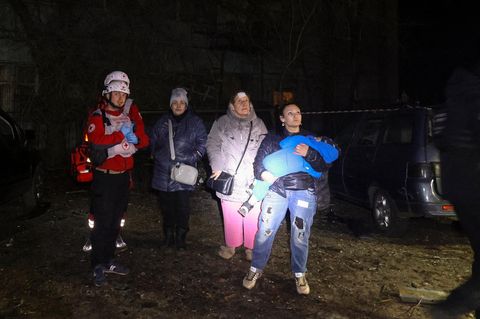 Ukraine: Menschen im Dunkeln