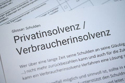 Neben Firmenpleiten ist auch die Zahl der Privatinsolvenzen in Thüringen gestiegen. (Symbolbild) Foto: Jonas Walzberg/dpa