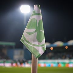 Die Franken binden einen ihrer Nachwuchsspieler. (Symbolbild) Foto: Daniel Karmann/dpa