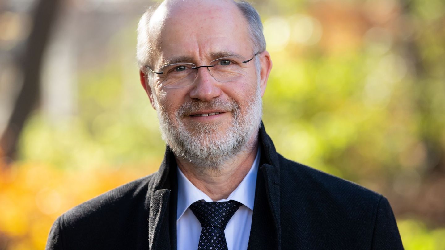 Harald Lesch, Autor, Astrophysiker und Philosoph wird Münchner Ehrenbürger. (Archivbild) Foto: Sven Hoppe/dpa