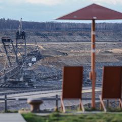 Die Tage der Braunkohle-Förderung sind gezählt im Rheinischen Revier. Foto: Oliver Berg/dpa