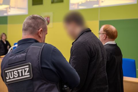 Der US-Soldat muss sich vor dem Landgericht Trier verantworten. Foto: Harald Tittel/dpa