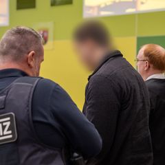 Der US-Soldat muss sich vor dem Landgericht Trier verantworten. Foto: Harald Tittel/dpa