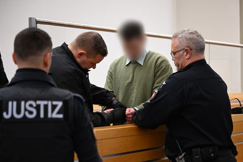 Insgesamt gibt es fünf Anklagepunkte, die dem Mann vorgeworfen werden. Foto: Shireen Broszies/dpa