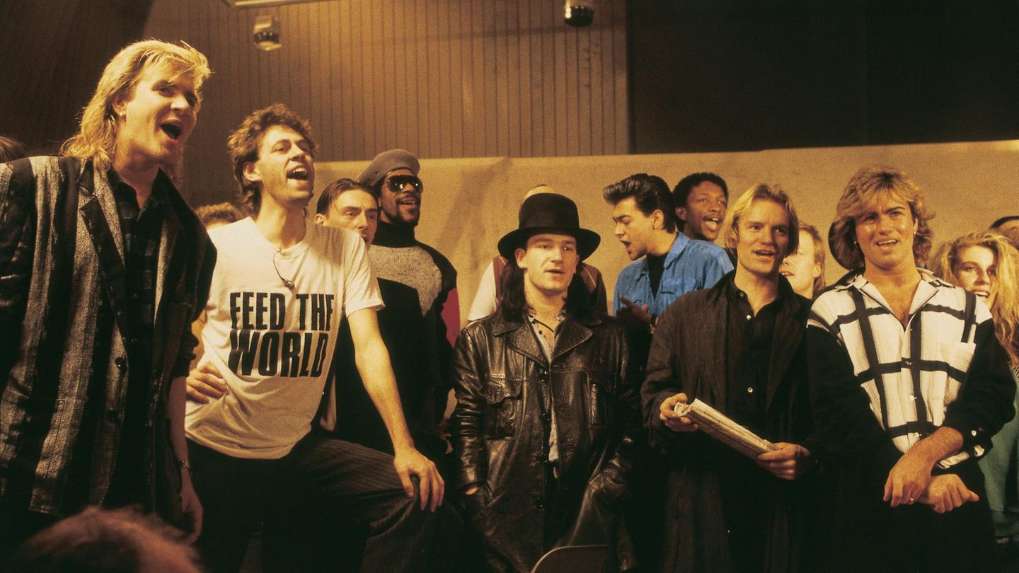 George Michael mit Band Aid bei der Aufnahme von "Do they know it's Christmas"