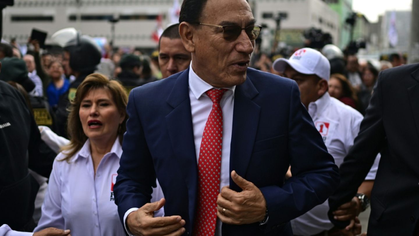 Ex-Präsident Vizcarra vor dem Gericht