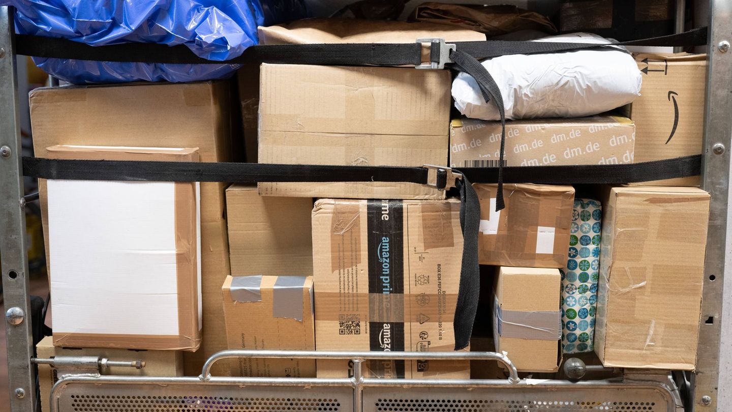 Auch das hohe Retourenaufkommen trägt dazu bei, dass die Paketmenge in Deutschland zuletzt gestiegen ist. Foto: Sebastian Kahner