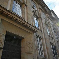 In dem Prozess vor dem Landgericht Mainz geht es um eine Tat im Hartenbergpark. (Symbolbild) Foto: Michael Brandt/dpa