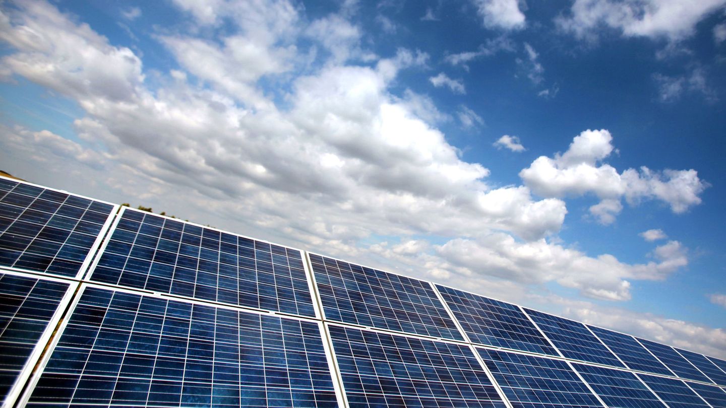 Opozicija dvomi o podnebnem cilju za deželno upravo Severnega Porenja-Vestfalije