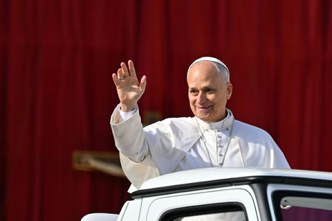 Papst Leo XIV. reist zum ersten Mal ins Ausland