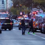 Rettungskräfte und die Feuerwehr waren auch vor Ort