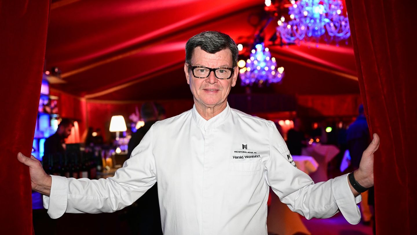 Vor drei Wochen wurde Deutschlands wohl populärster Spitzengastronom 70 Jahre alt. (Archivfoto) Foto: Bernd Weißbrod/dpa