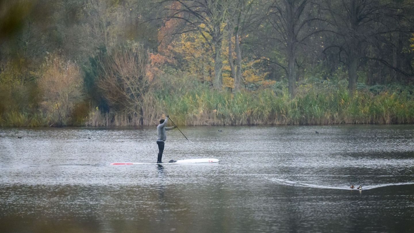 Die nächsten Tage erwartet der Deutsche Wetterdienst für Niedersachsen und Bremen trübes Wetter mit milden Temperaturen. (Symbol
