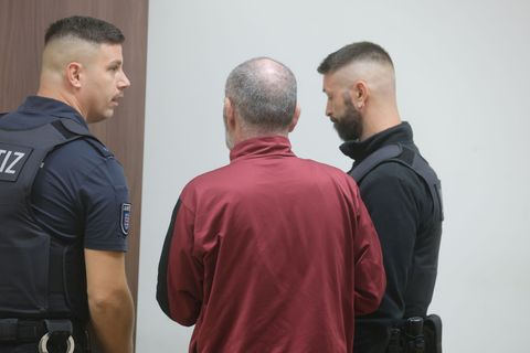 Der Angeklagte wurde wegen versuchten Mordes zu einer lebenslangen Freiheitsstrafe verurteilt. (Archivfoto) Foto: Bodo Schackow/