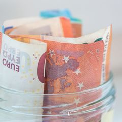 In den ersten neun Monaten spendeten Menschen im Norden pro Spende im Schnitt 34 Euro. (Symbolbild) Foto: Fernando Gutierrez-Jua