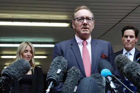 Kevin Spacey steht 2026 erneut vor Gericht.