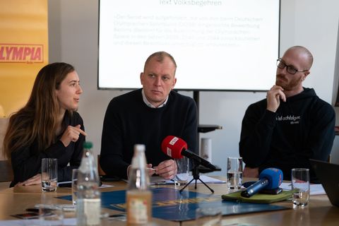 Das Bündnis NOlympia startet ein Volksbegehren. Foto: Markus Lenhardt/dpa