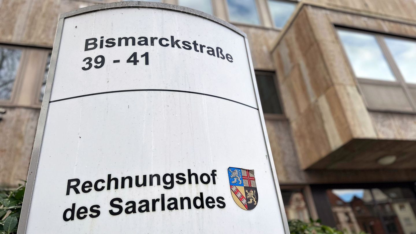 Der Rechnungshof des Saarlandes kritisiert auch im neuesten Jahresbericht den Schuldenstand des Landes. (Archivbild) Foto: Katja