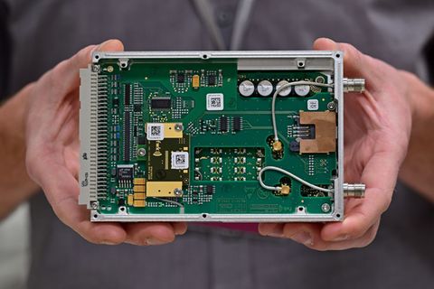 Die Funkwerk AG hat ihre Umsätze nach oben geschraubt. Der Konzern aus Kölleda beschäftigt nach eigenen Angaben 53 Mitarbeiter m