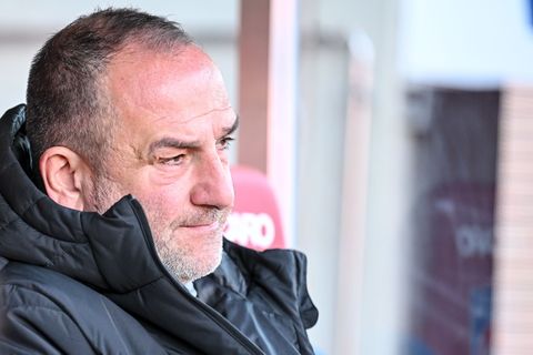 Frank Schmidt steckt mit dem 1. FC Heidenheim im Tief. Foto: Harry Langer/dpa