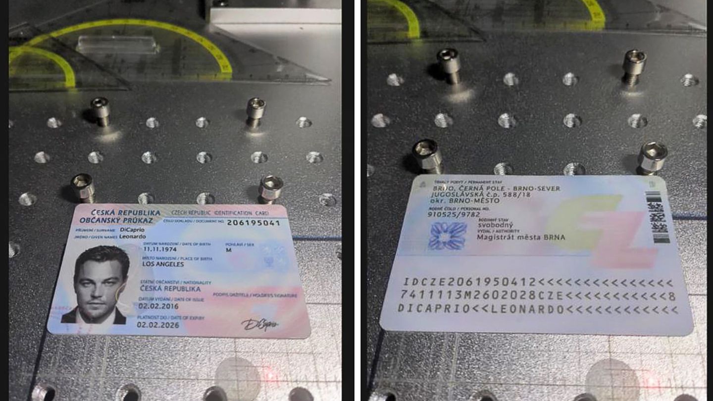 V Nemčiji aretirali osumljenca za ponarejanje osebnih izkaznic, opravljene hišne preiskave