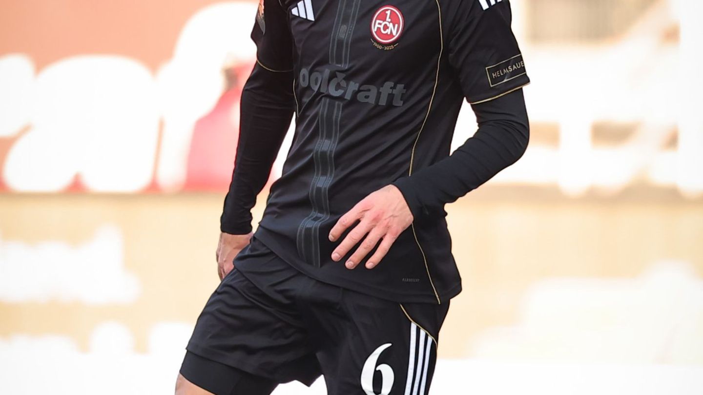 Ob Nürnbergs Mittelfeldspieler Adam Markhiev gegen Magdeburg spielen kann, ist noch unklar. (Archivbild) Foto: Daniel Karmann/dp