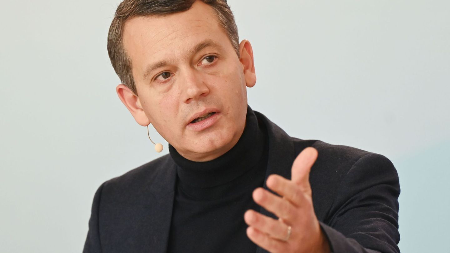 Der dm-Chef spricht sich "für eine inhaltlich sachliche und tiefgründige Auseinandersetzung" aus. (Archivbild) Foto: Uli Deck/dp