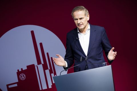 Oliver Blume beim Festakt zu 80 Jahre Mitbestimmung bei VW: "Kein Gegensatz zur Unternehmensführung". Foto: Moritz Frankenberg/d