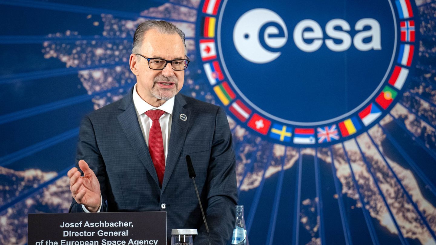 Der Esa-Chef ist begeistert, wie gut die Verhandlungen liefen. Foto: Sina Schuldt/dpa